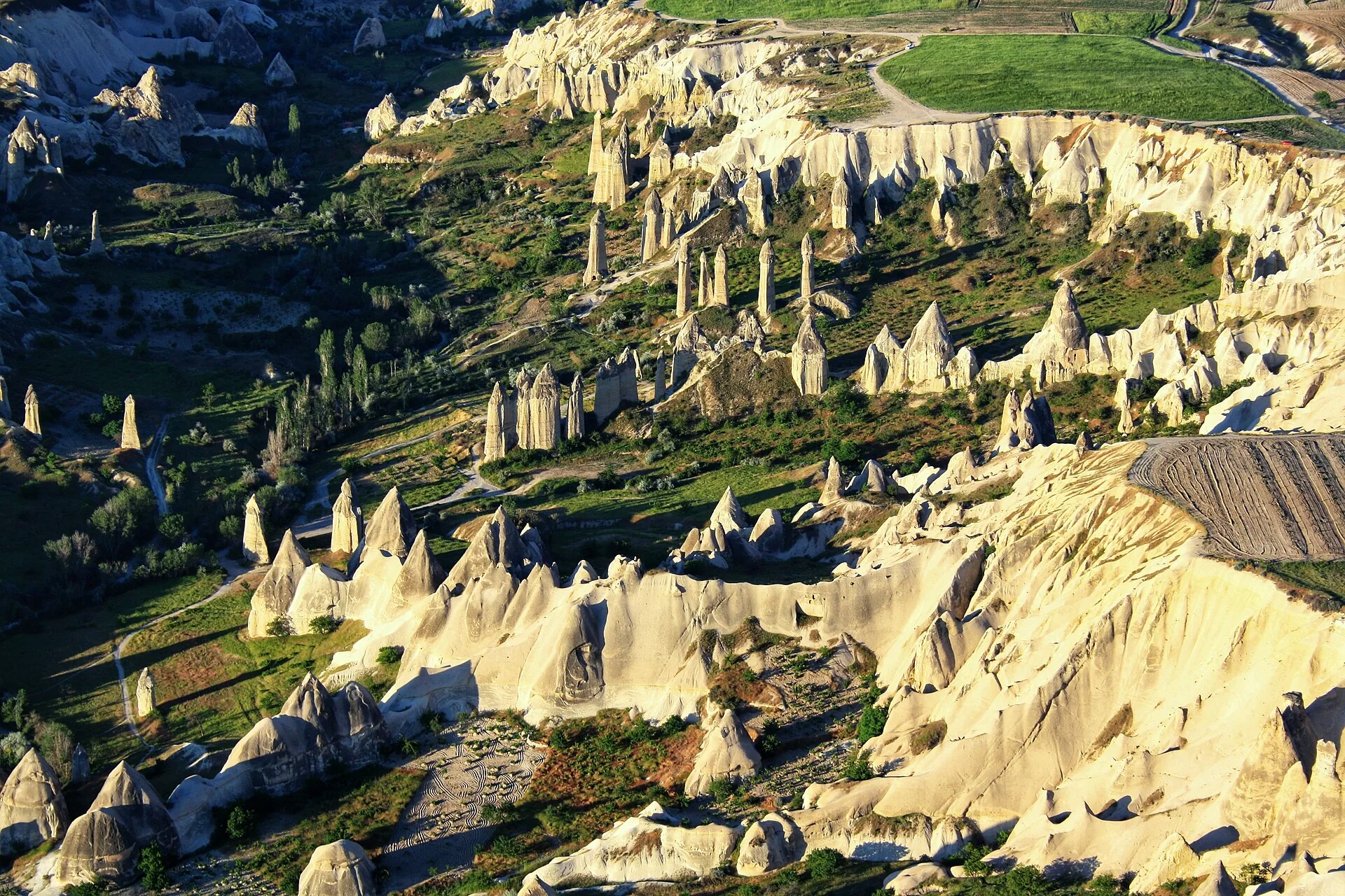 Aşk Vadisi
