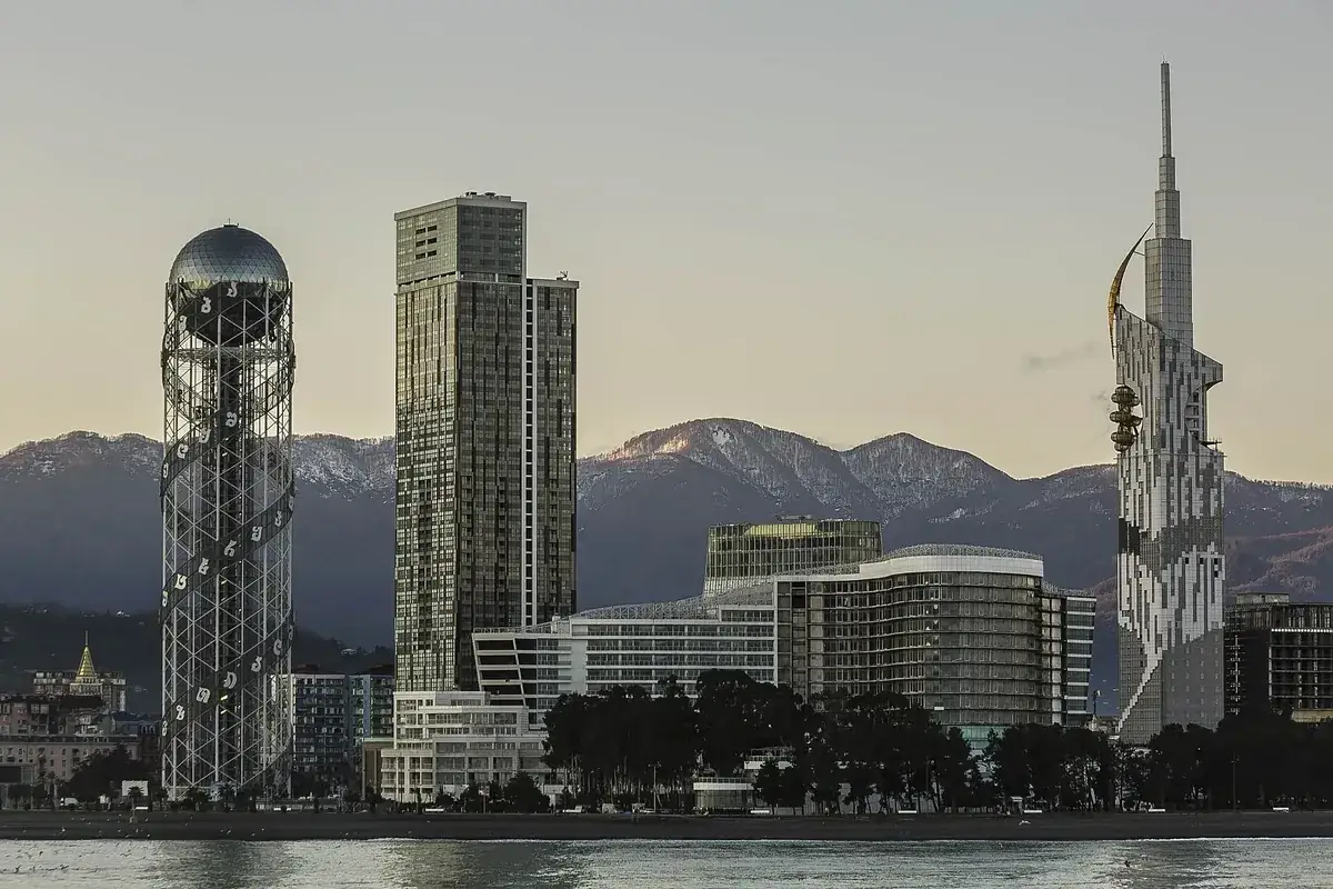 Jak zaplanować wycieczkę do Batumi z głównego obrazu Kayseri