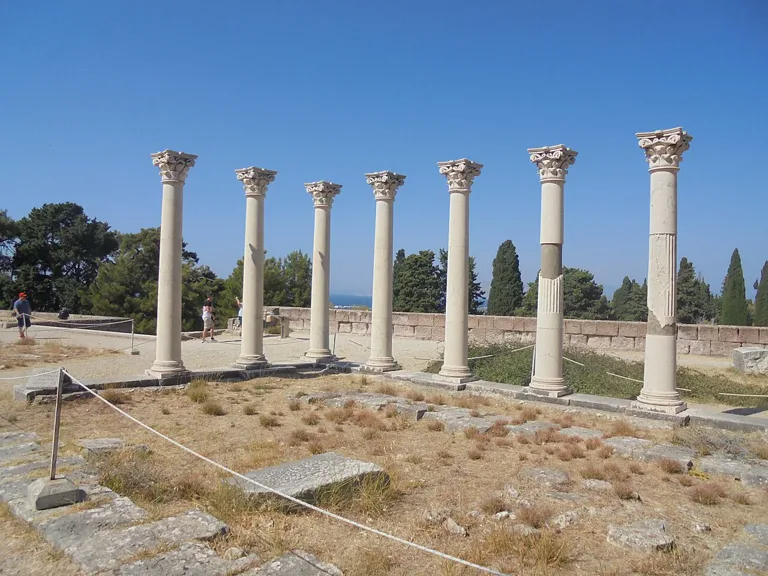 Kos Asklepieion Antik Kenti'nin tarihî sütunları
