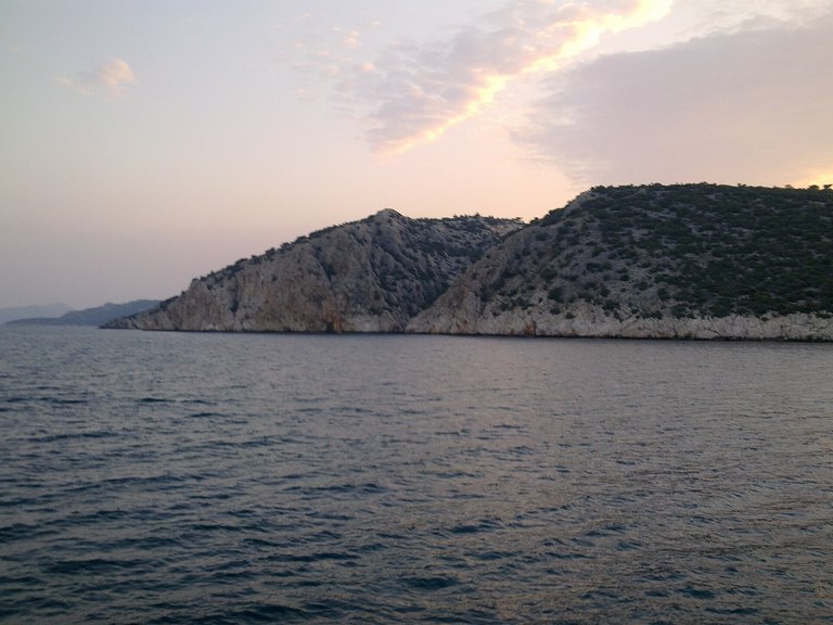 Boğsak Adası ve Akdeniz kıyıları